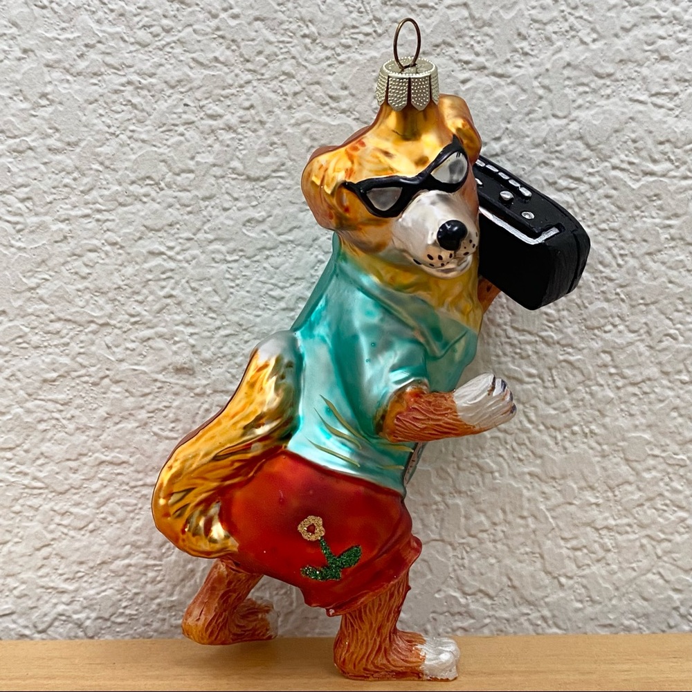 Rare INGE Glas Golden Retriever Dog Cool Hip Hop Rocker holding Radio Ornament